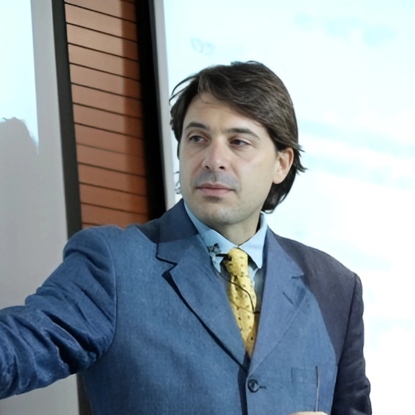 Prof  Lorenzo  Trapani